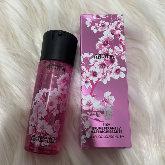 Mac fix+ cherry blossom 🌸 - Picture 3 of 3
